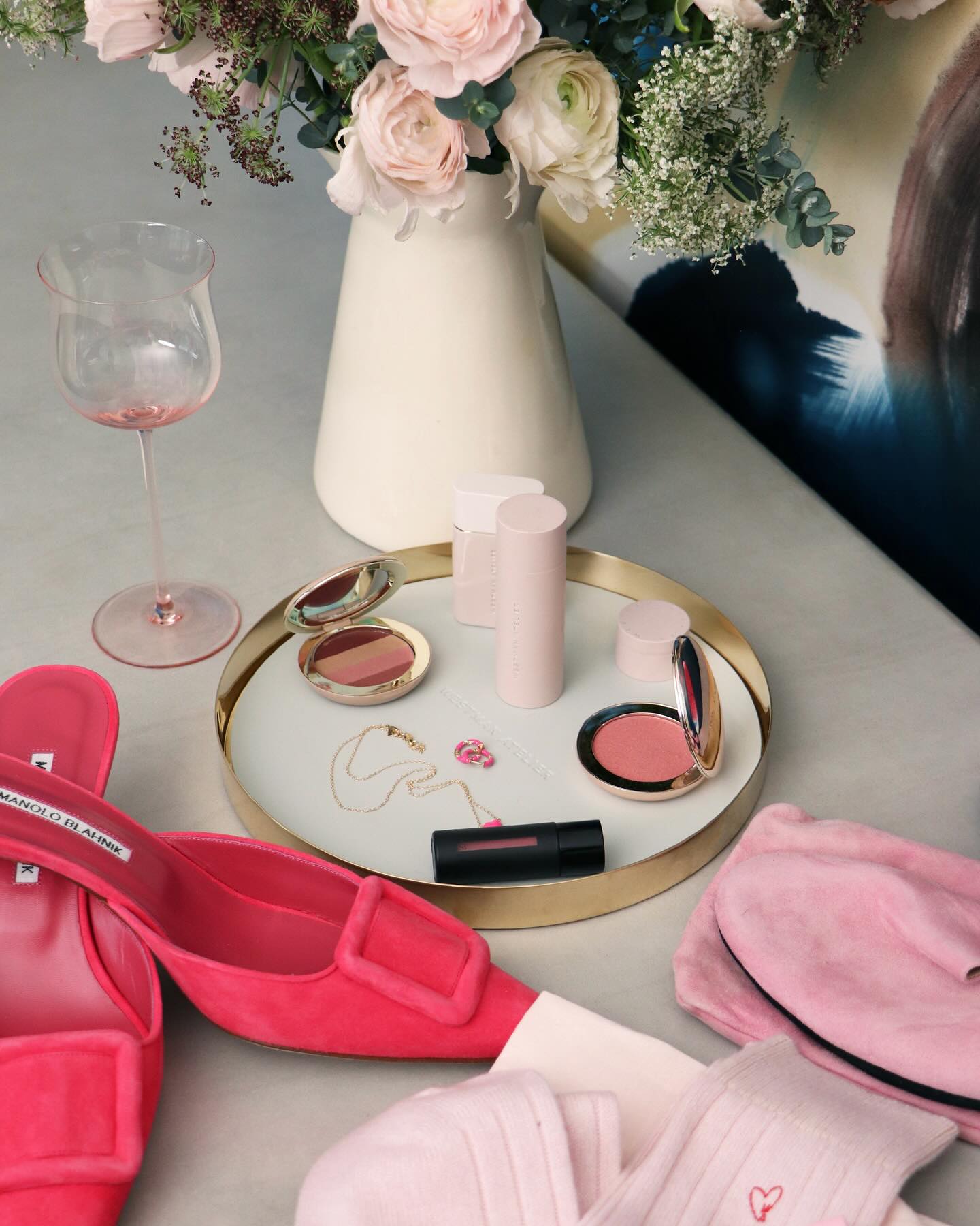 Un éclat romantique avec Westman Atelier pour la Saint-Valentin