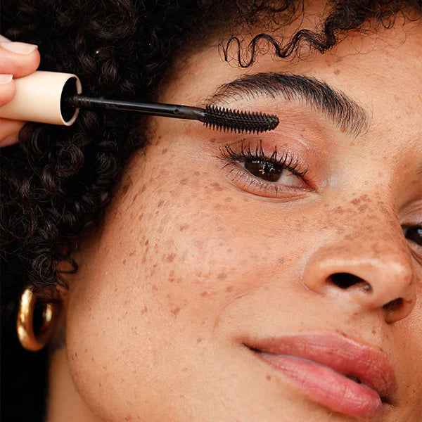 Le mascara tubing, une révolution pour vos cils !